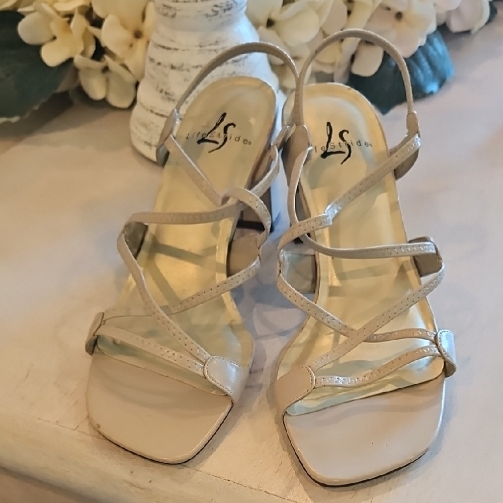 Life Stride Beige Strappy Slingback Heels
